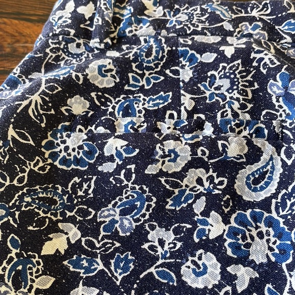 GAP Women's Signature Skinny Ankle stretch navy floral pants size 6 - Picture 8 of 10